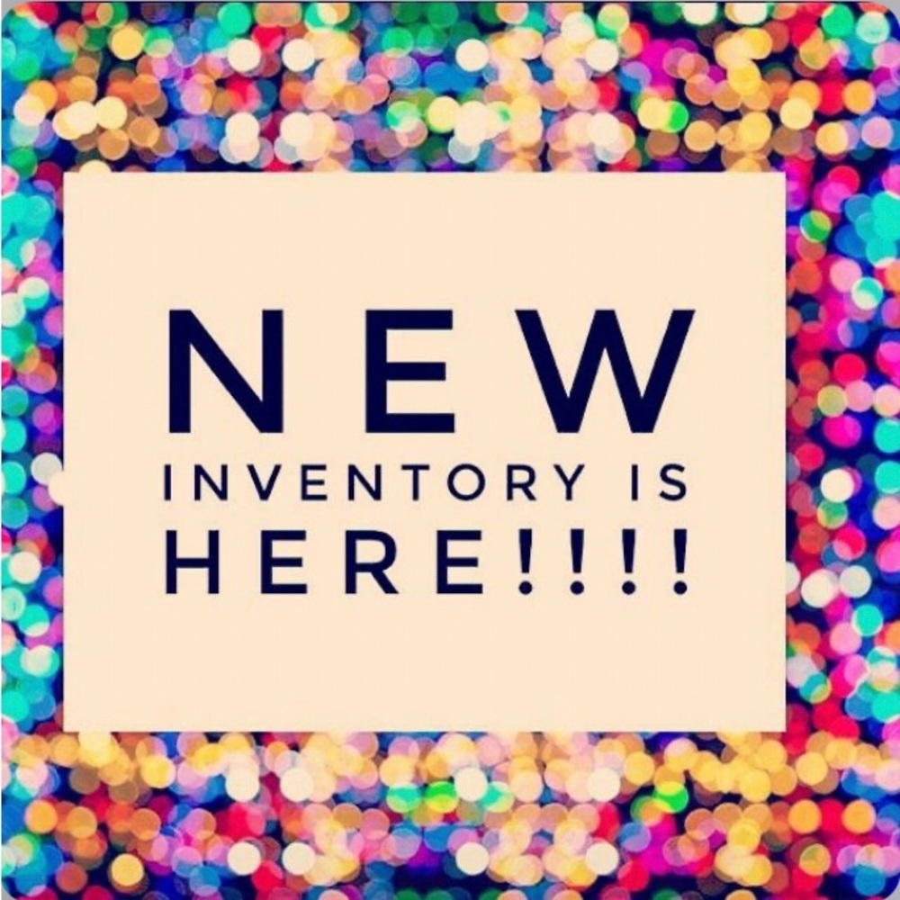LOTS OF NEW ITEMS IN MY CLOSET CHECK THEM OUT 😃💯👖👜👙👗